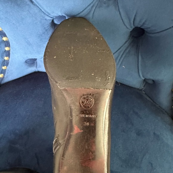 Chanel Vintage Women’s Boots - Picture 6 of 11
